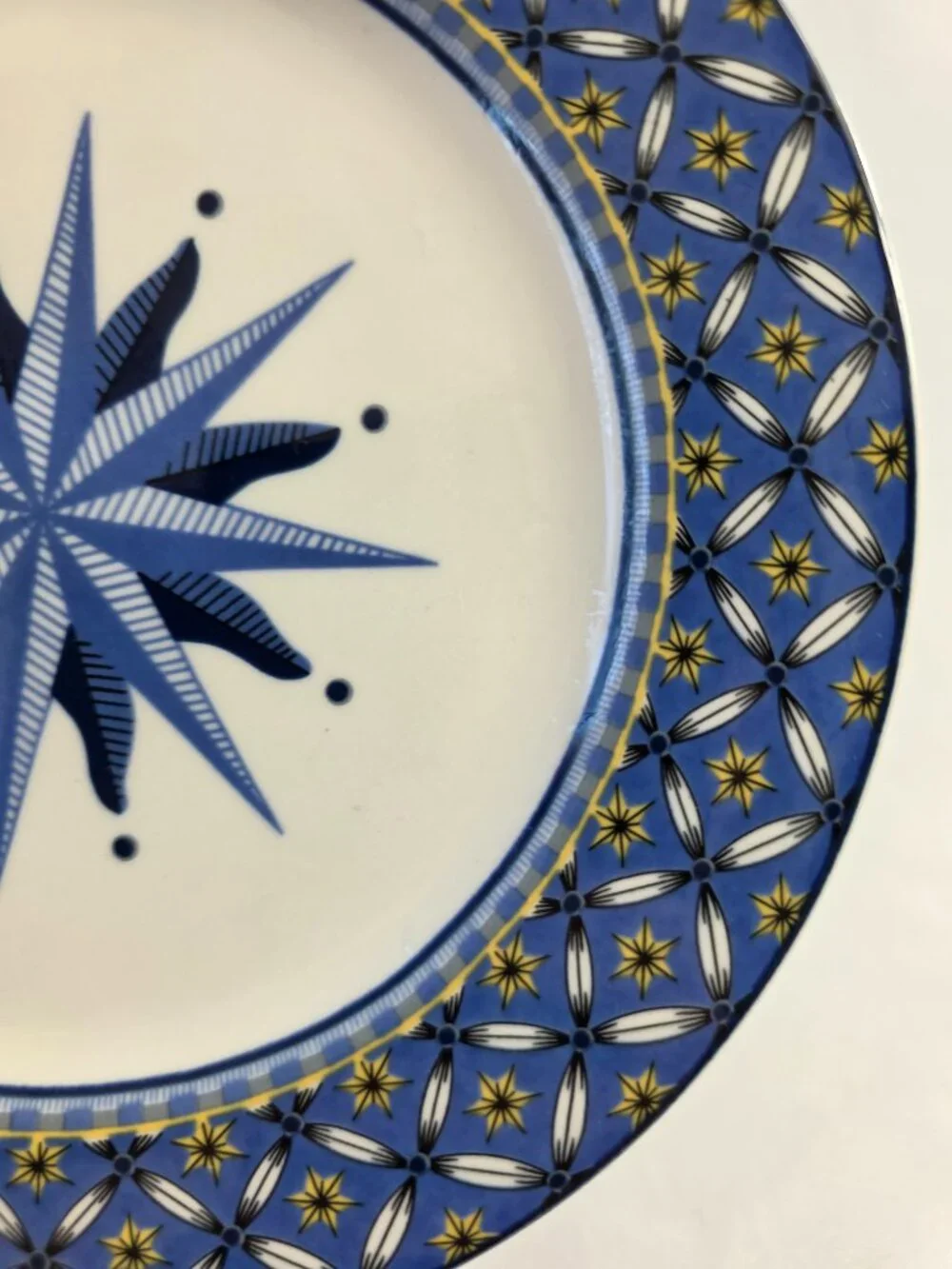 Victoria Beale Williamsburg Salad Plate Blue Yellow and Black Starburst Pattern
